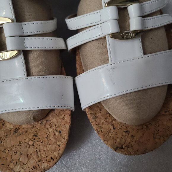 SOFFT Sandals - Picture 1 of 4